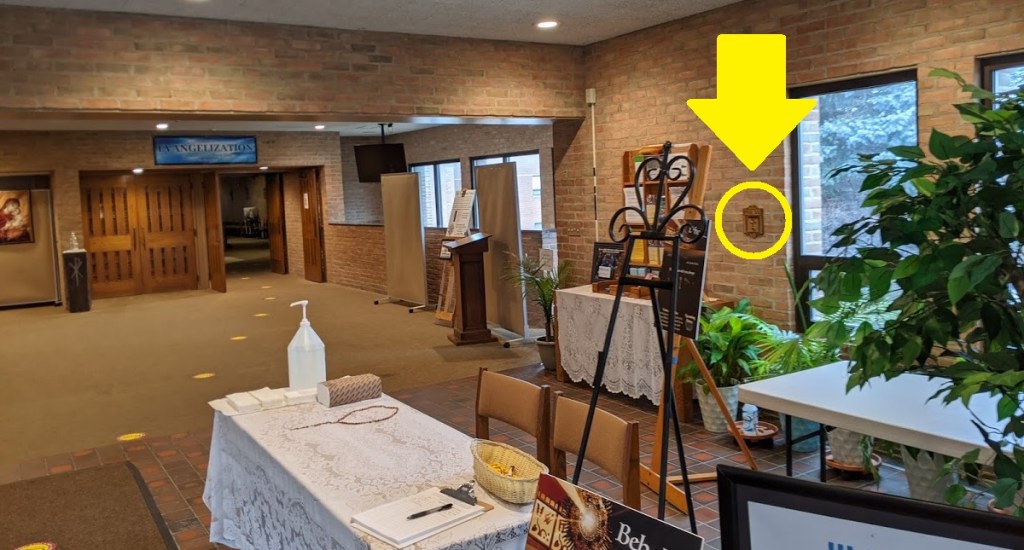 St. Mary Mokena narthex