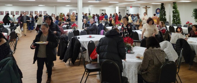 St. Mary Simbang Gabi Crowd